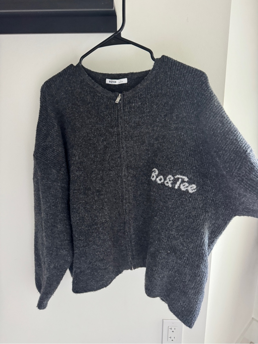 Bote & Tee Women's Charcoal Zip-Front Knit Cardigan